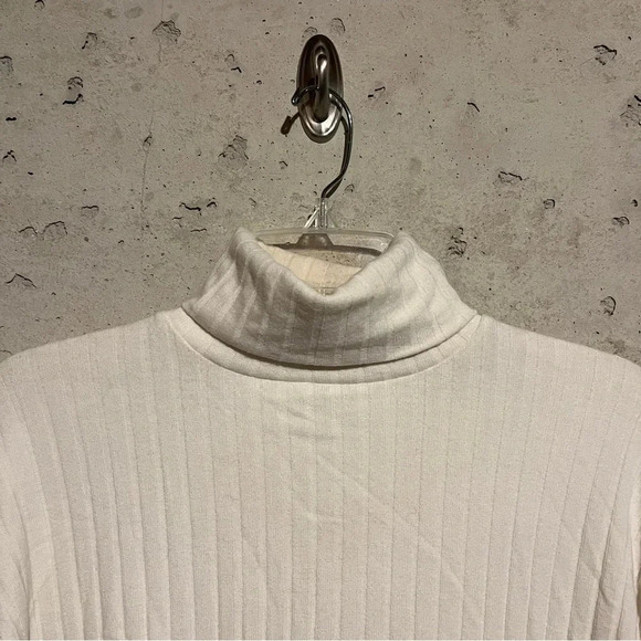 Madewell Cream Ribbed Long Sleeve Turtleneck Sweater Size Small S - Picture 4 of 9
